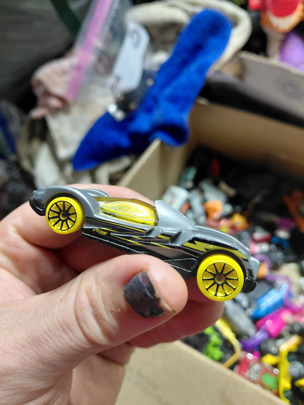2015 Hot Wheels Nitrobot Attack Teegray diecast car.